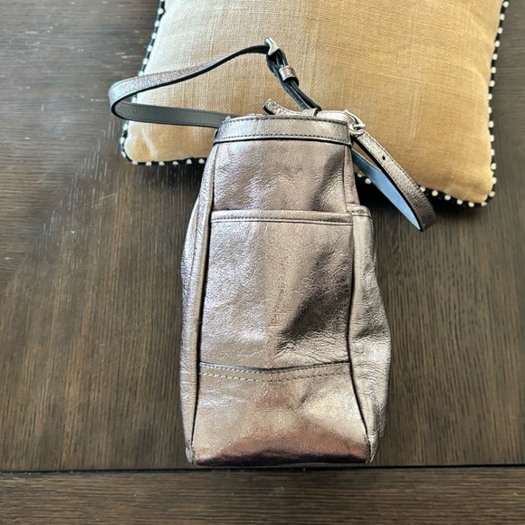 Vintage Y2K Coach Metallic Leather Tote Pewter Shoulder Bag EUC Classic Coach - Picture 3 of 9